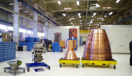 ブルー オリジン　BE-4 ロケットエンジンモデル完成品 Blue-Origin-be-4-engine-3d-